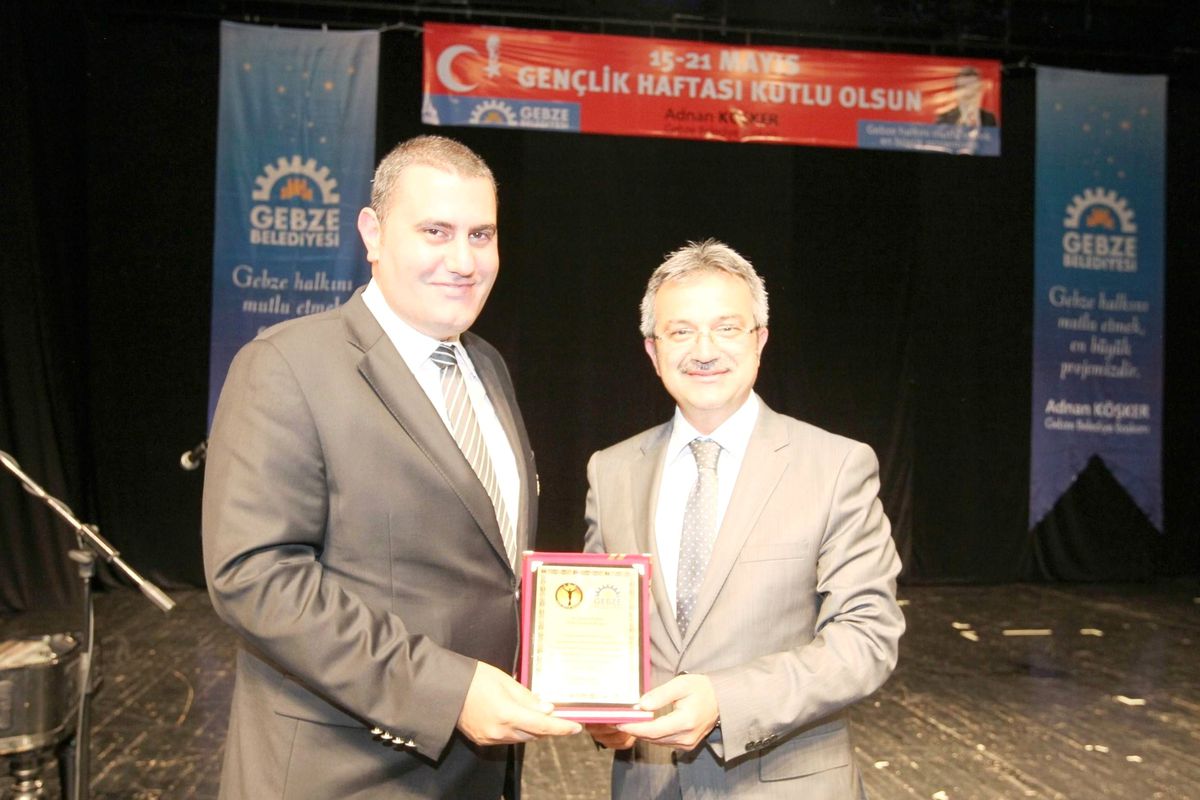 Gebze'de Gençlik Şöleni'ne Görkemli Açılış