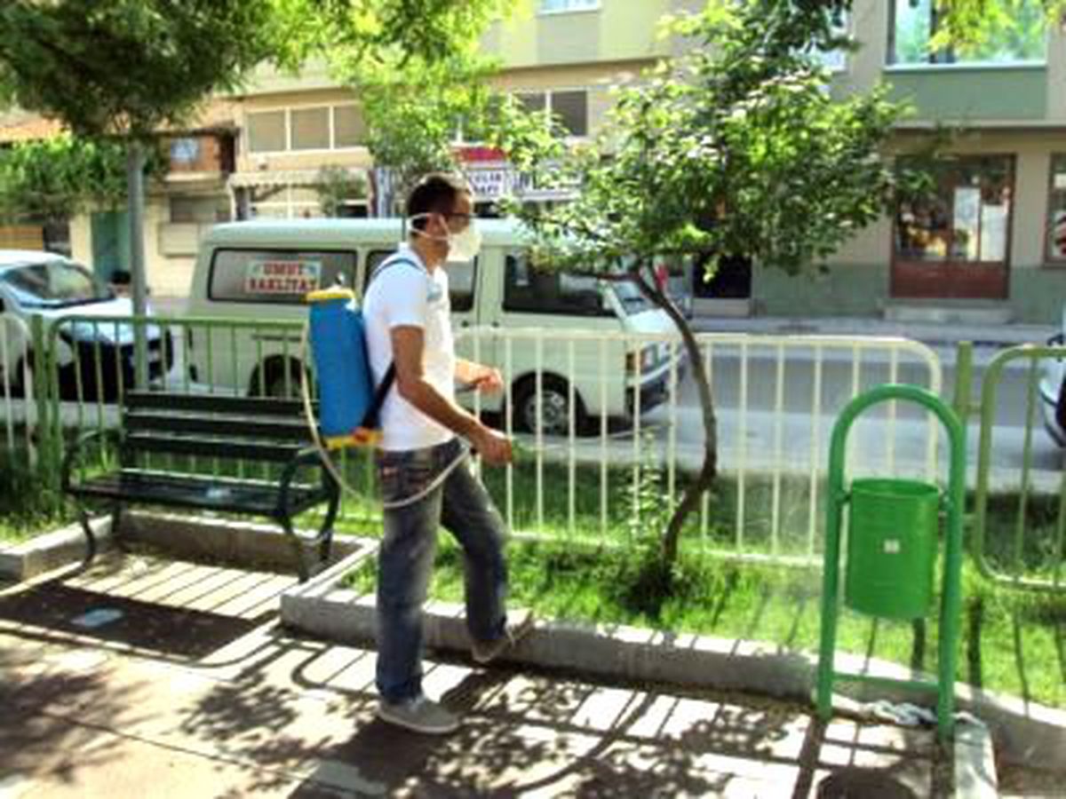 Gemlik Belediyesi\'nden Kene İlaçlaması