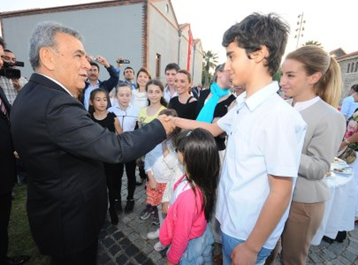 "Gençlik Resepsiyonu"