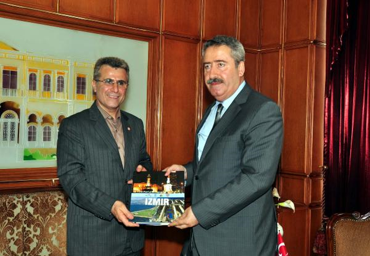 İran\'dan Expo\'da İzmir\'e Destek