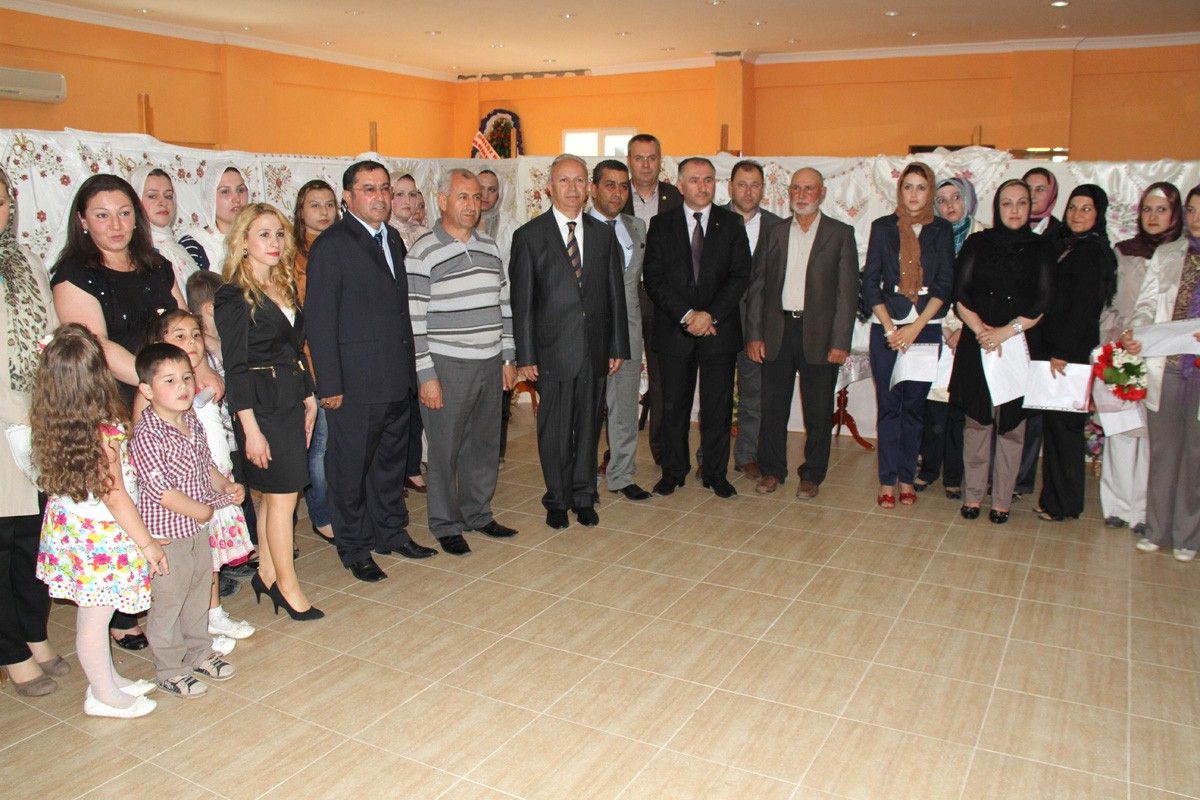 Kadınlardan Göz Nuru Sergisi