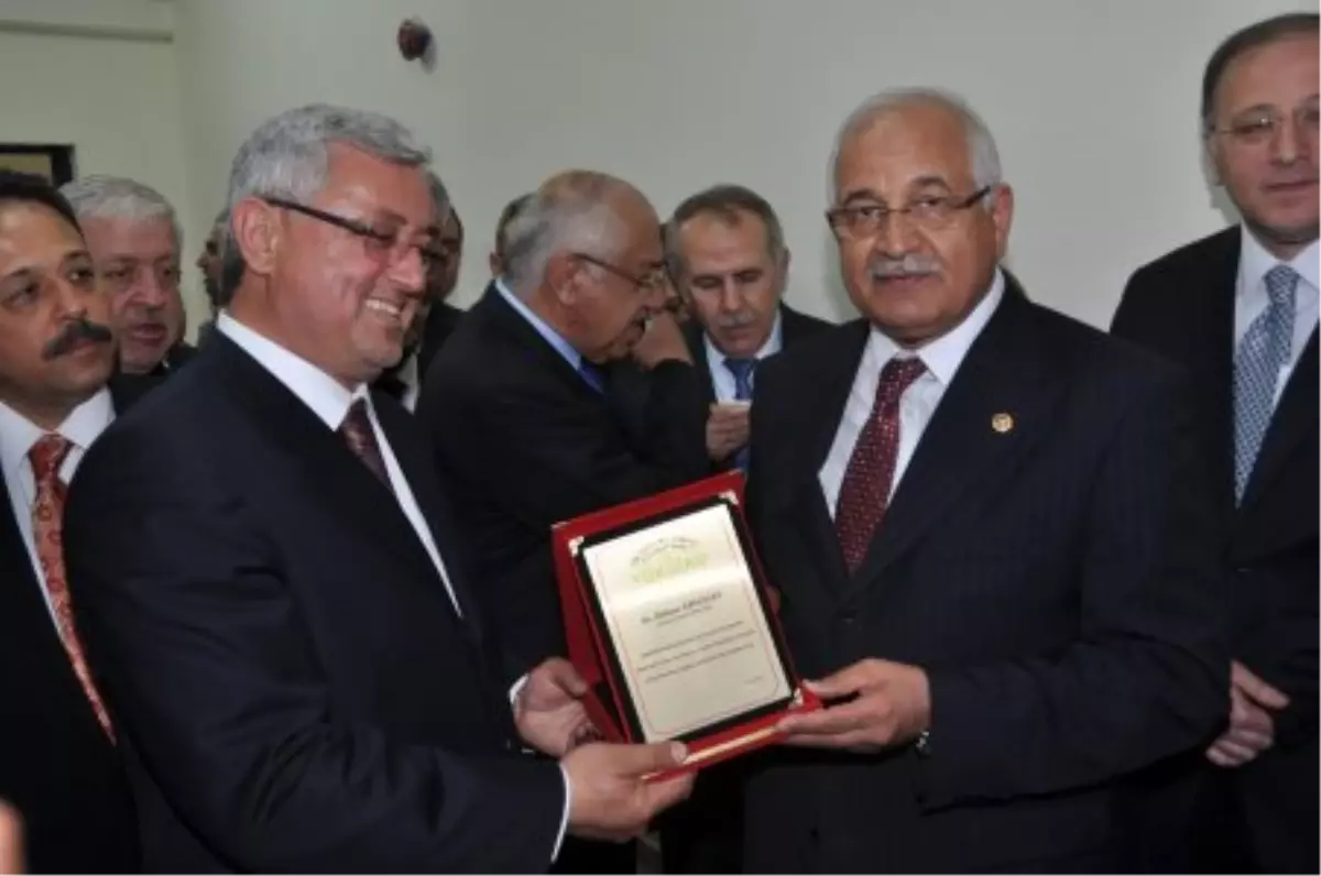 Kuruyemişte Mektepli Dönemi Başlıyor