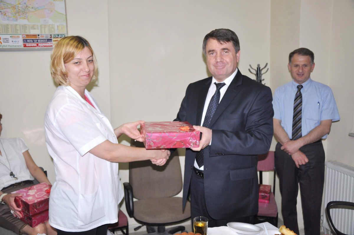 Manisa'da Ebeler ve Hemşireler Haftası Kutlaması