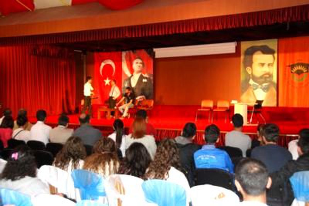 Nkü\'de Bahar Şenlikleri Devam Ediyor