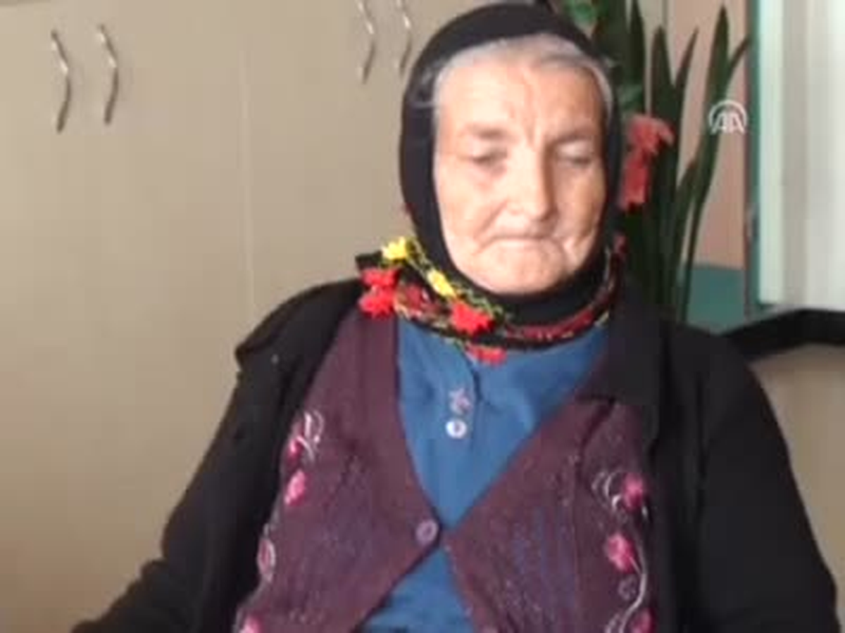 Oğlunun Yeni Yüzünü Gördü