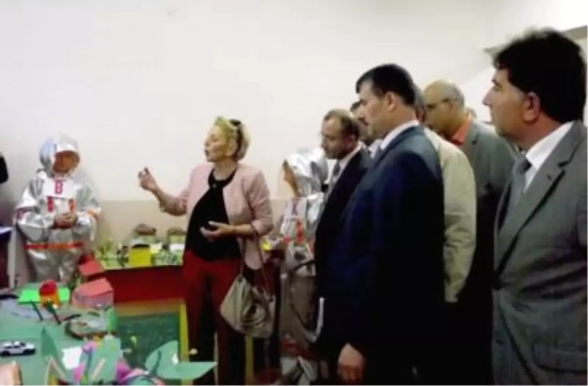 Öğrencilerden Bilim Şenliği