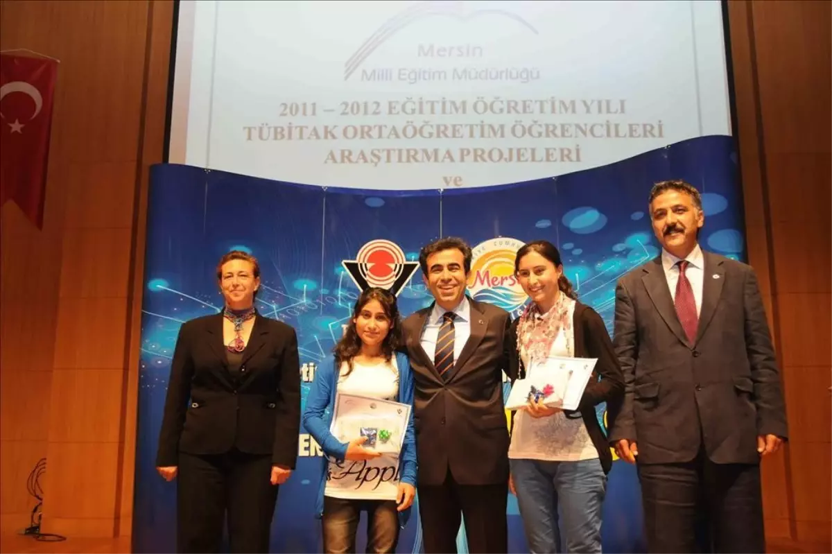 \'Ortaöğretim Öğrencileri Araştırma Proje Yarışması" Ödülleri Verildi