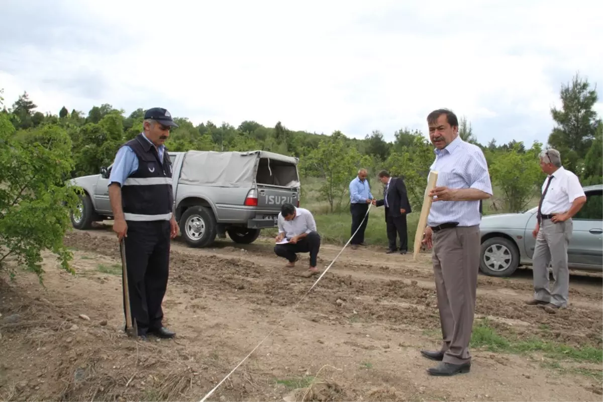 Osmancık Adatepe\'de Yol Çalışmaları Başladı