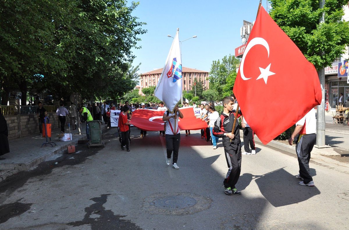 Siirt\'te Halk Yürüyüşü