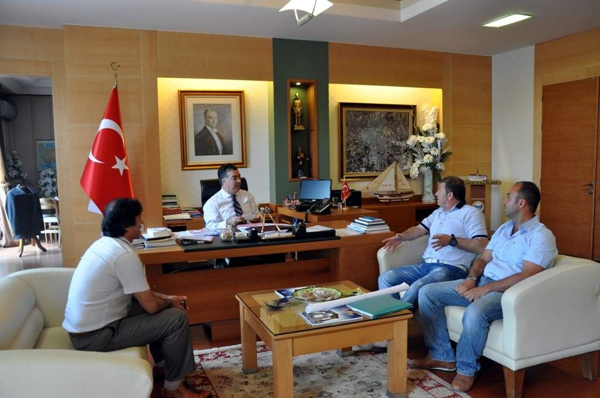Tanju Çolak'tan Vali Al'a Ziyaret