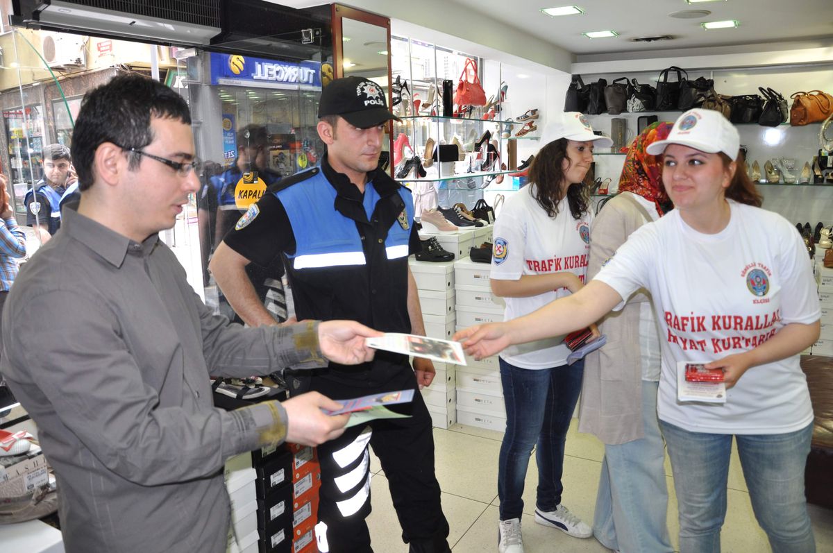 Trabzon'da Karayolları Trafik Güvenliği Haftası Etkinlikleri