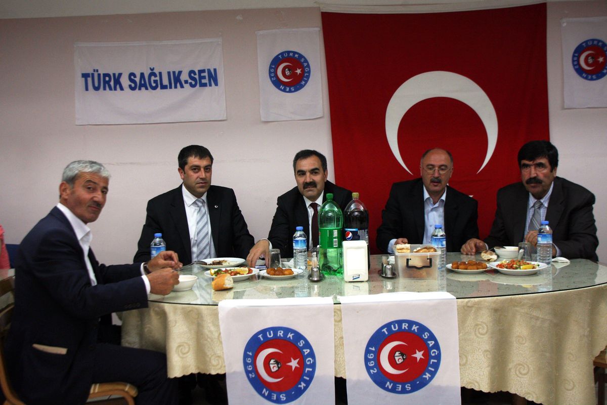 Türk Sağlık-Sen'den Eğlence Gecesi