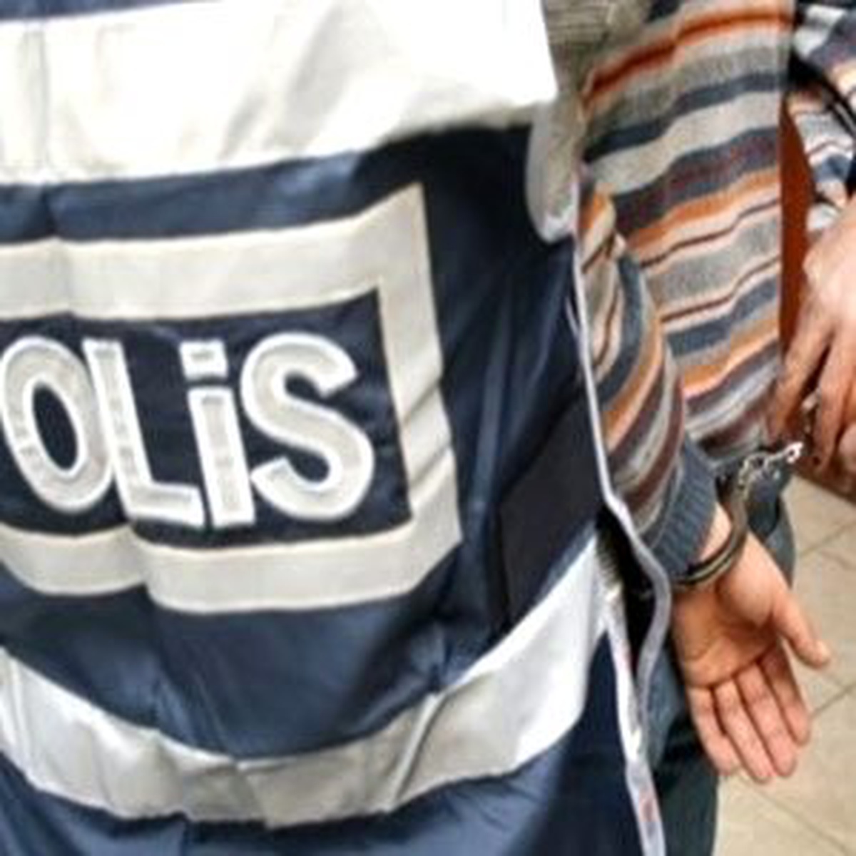 Üniversite Bombacıları Yakaladı