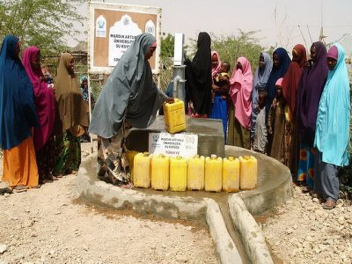 Üniversite\'den Somali\'ye Şefkat Eli