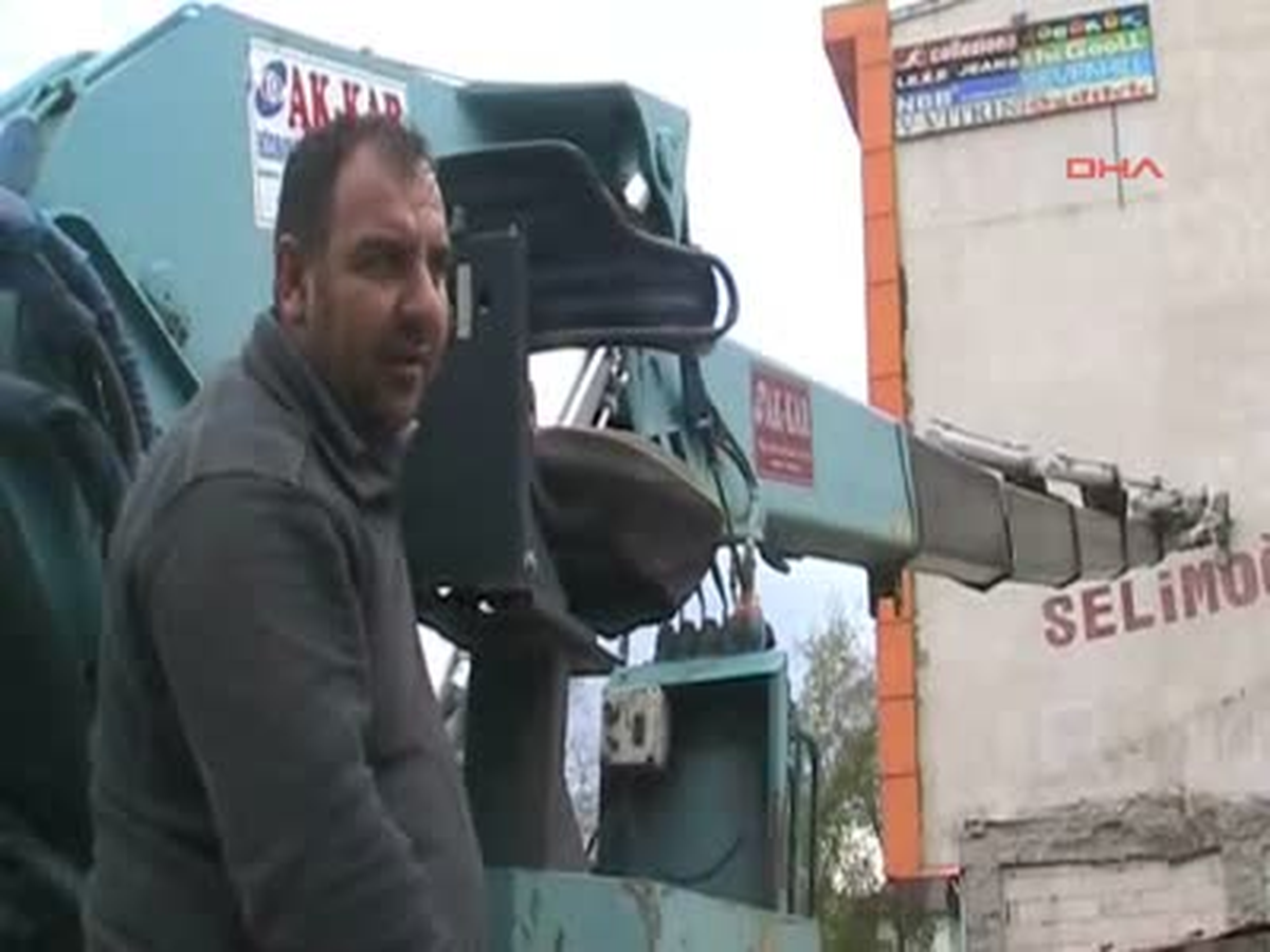 Yıkılma Tehlikesine Karşı Vinçli Önlem