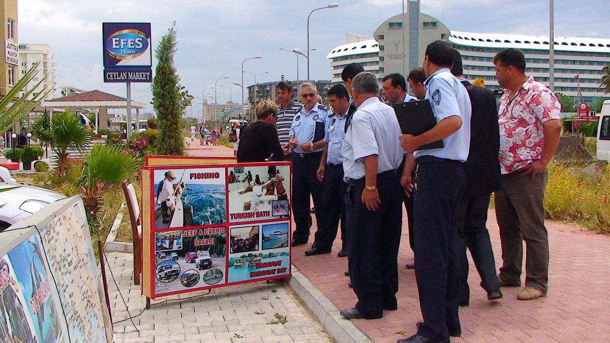 Zabıtadan Seyyar Satıcı Operasyonu