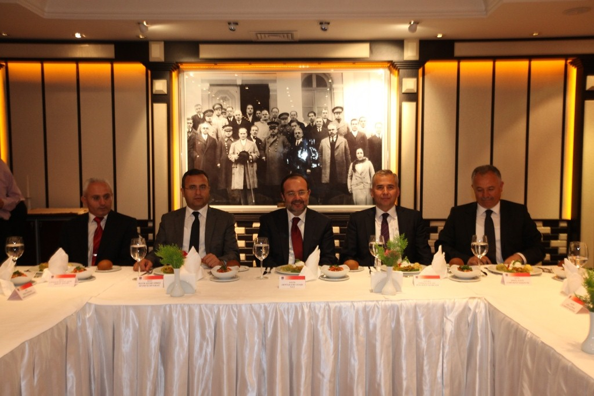Zolan'dan Diyanet İşleri Başkanı Görmez Onuruna Yemek