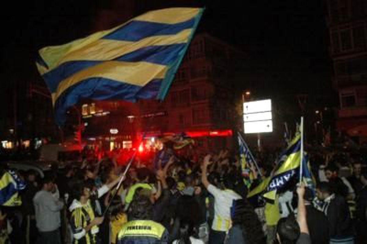 Bağdat Caddesi\'nde Fener Alayı