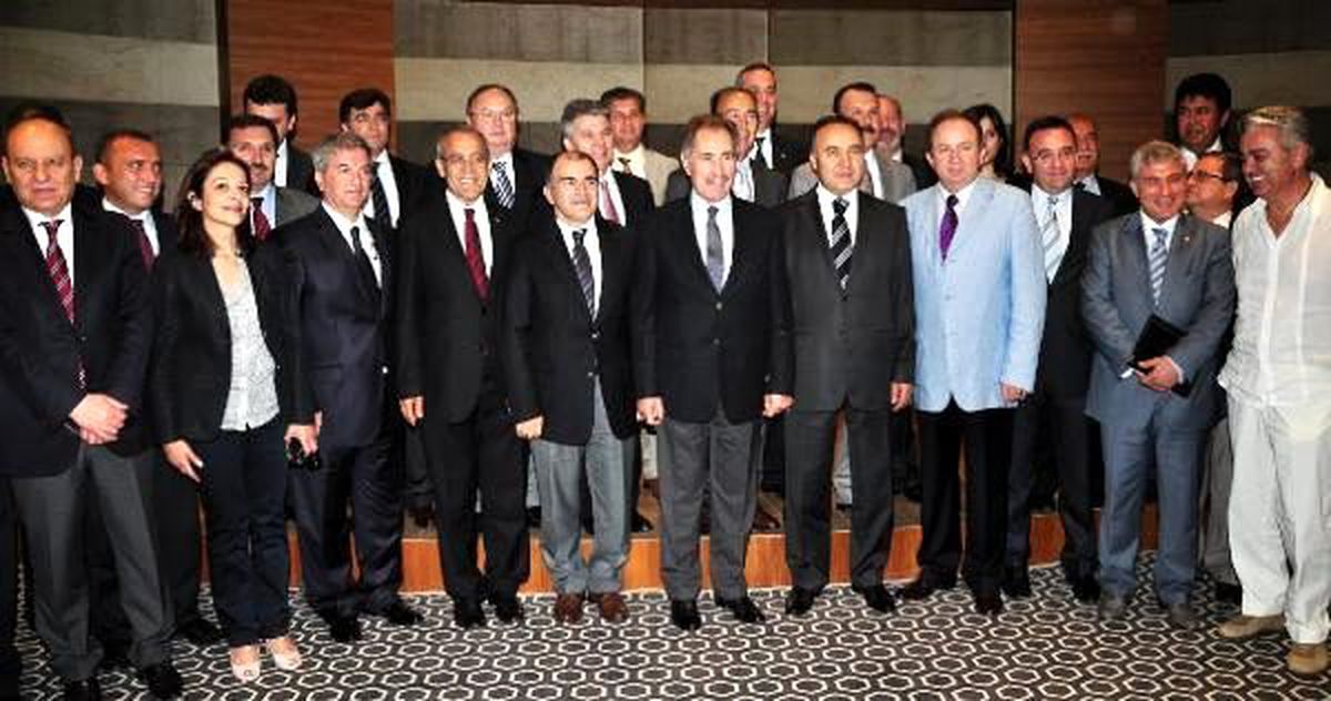 Bakan Günay: Terör Yakamızı Bıraksa, Birçok İnsan Sektörün Yarattığı Bereketten Ekmek Yiyebilirdi