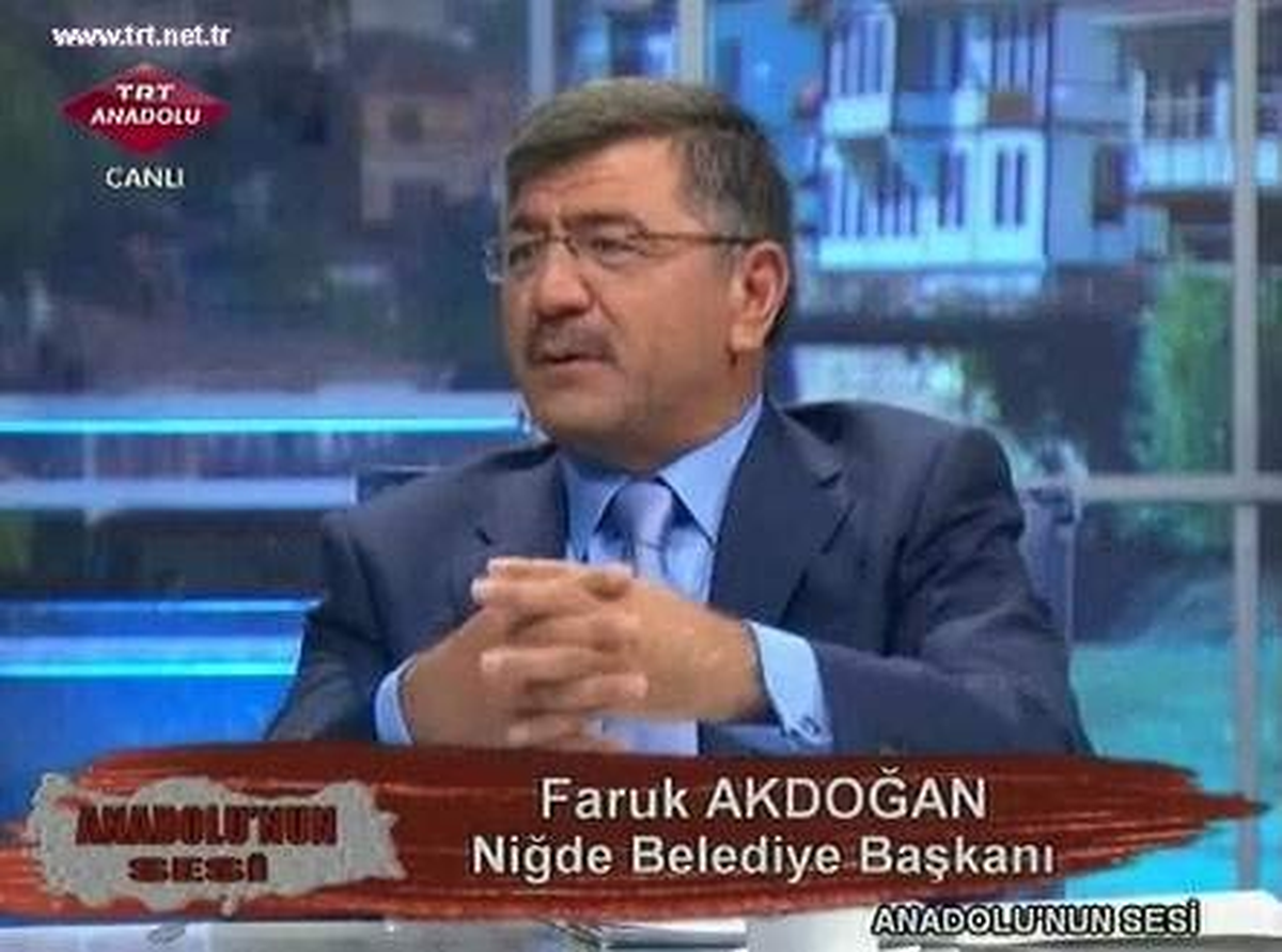 Başkan Akdoğan TRT Anadolu'ya Konuk Oldu