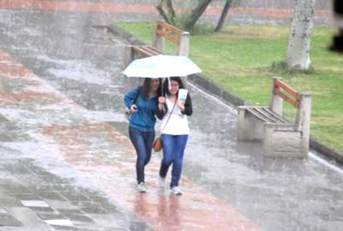 Çanakkale\'de Sağanak Yağmur