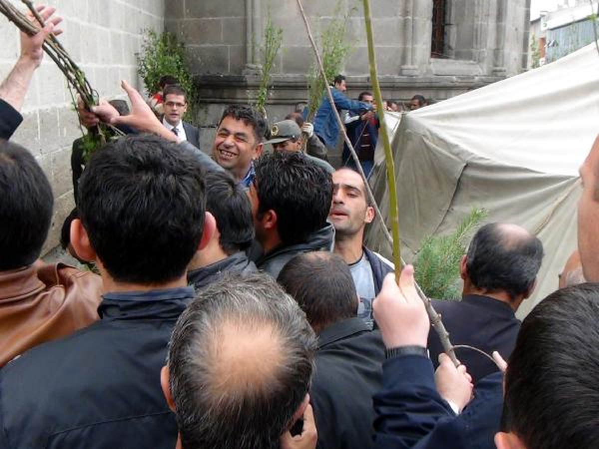 Erzurum\'da Fidan İzdihamı