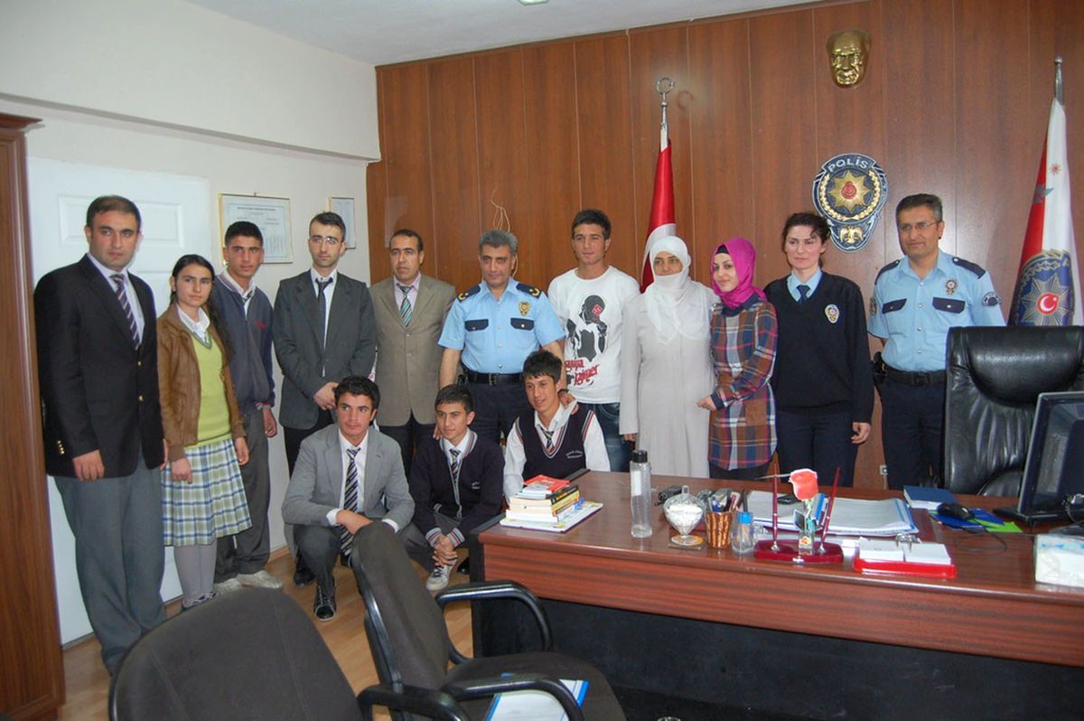Güroymaklı Öğrencilerden Şehit Ailesine Anlamlı Yardım