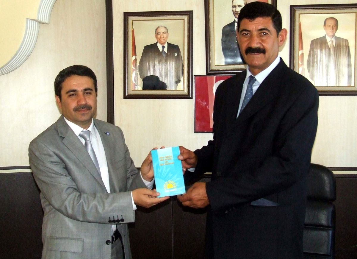 Has Parti'den MHP'ye 'Anayasa' Kitapçığı