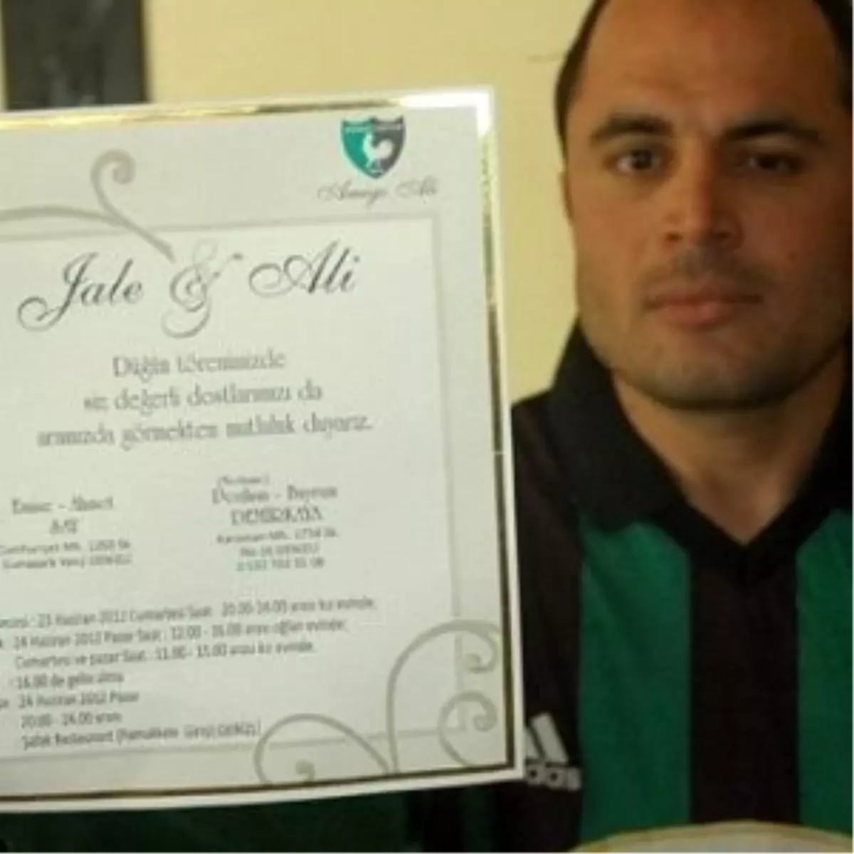 İşte Türkiye\'nin İnanmadığı Düğün Davetiyesi