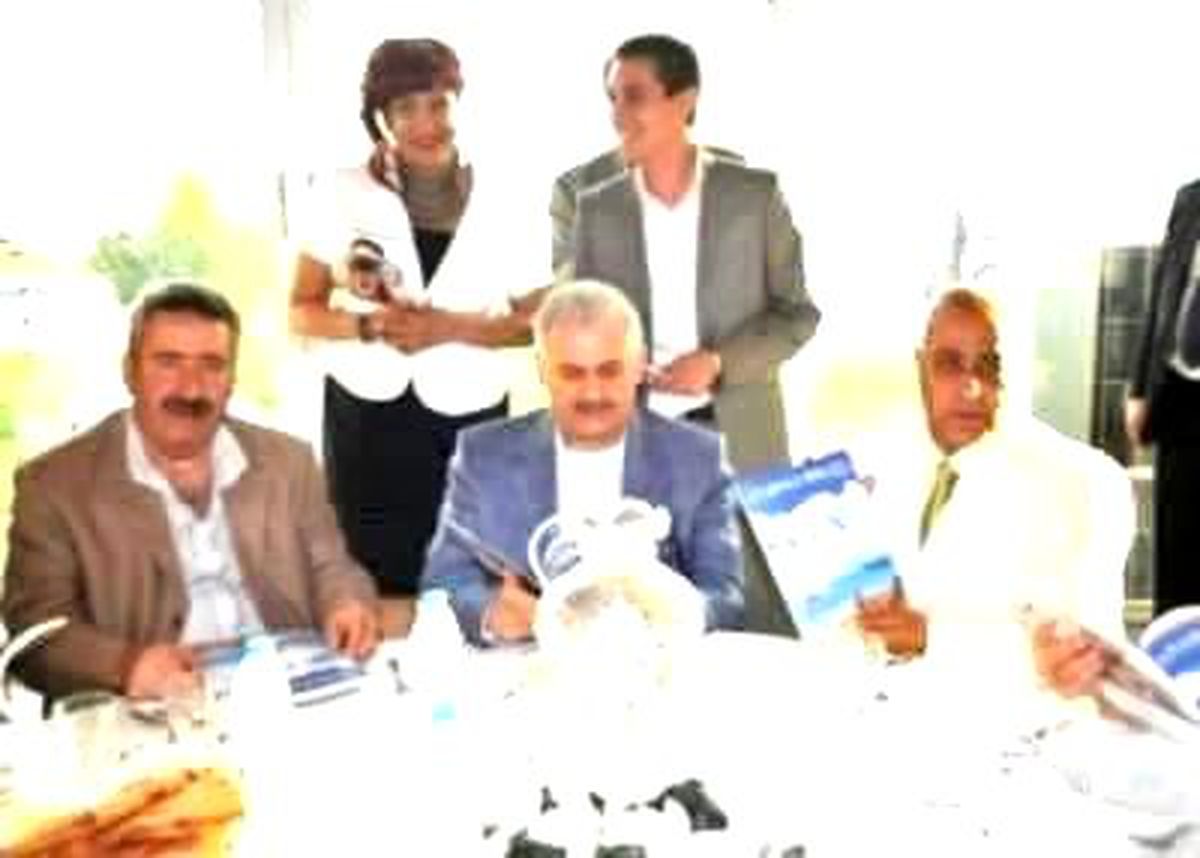 İzmir\'i Sarsan İstifalar