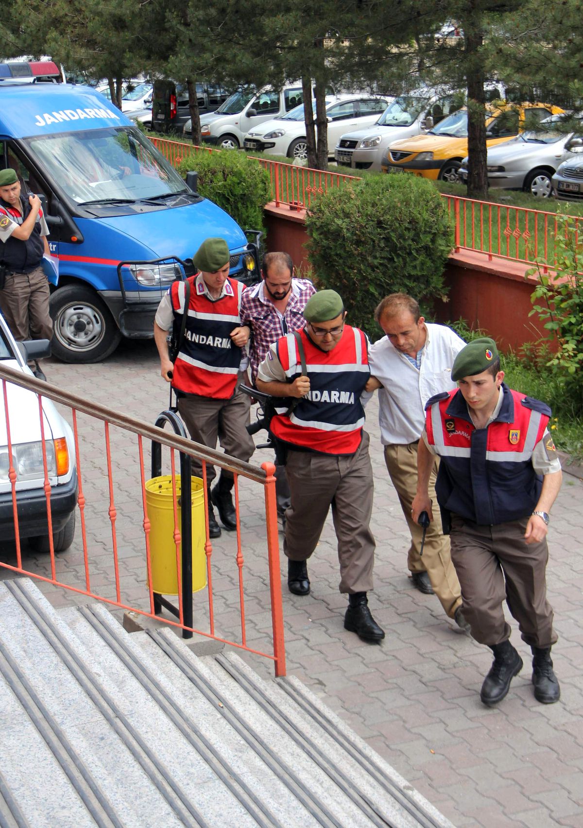 Jandarma Hırsızlara Geçit Vermiyor