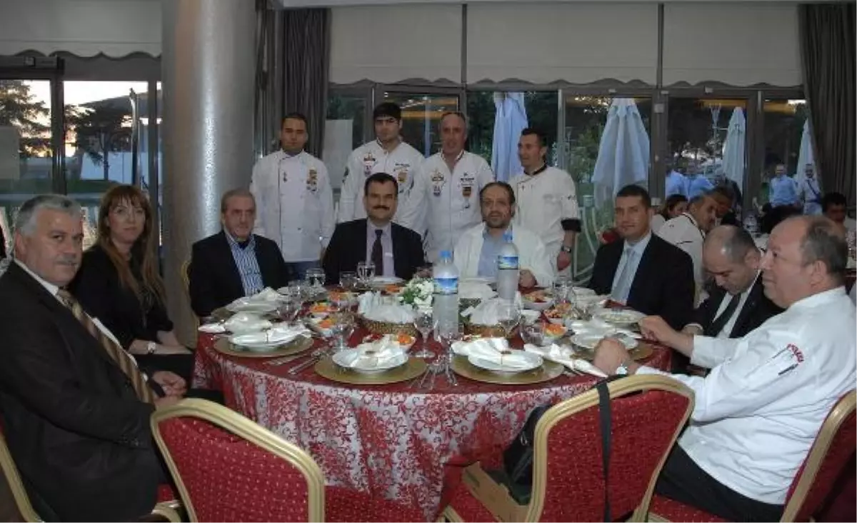 Lezzet Ustaları Ödüllerini Aldı