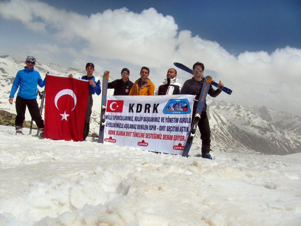 Mayıs Ayında Ovit Dağı\'nda Kayak Keyfi