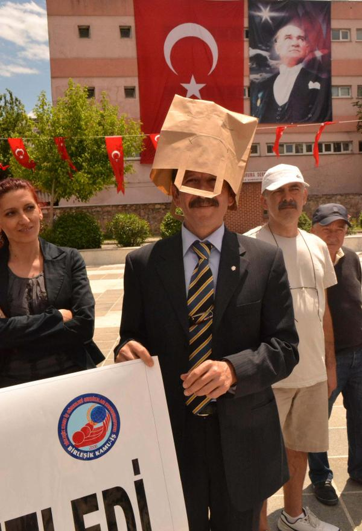 Memurlardan "Emek Cephesi\' Çağrısı