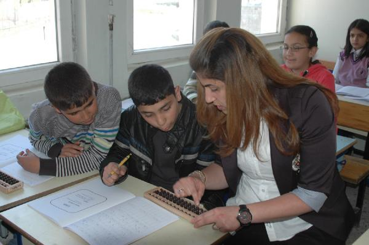 Özgür Öğretmen, Muş'ta 'Mental Aritmetik' Öğretiyor