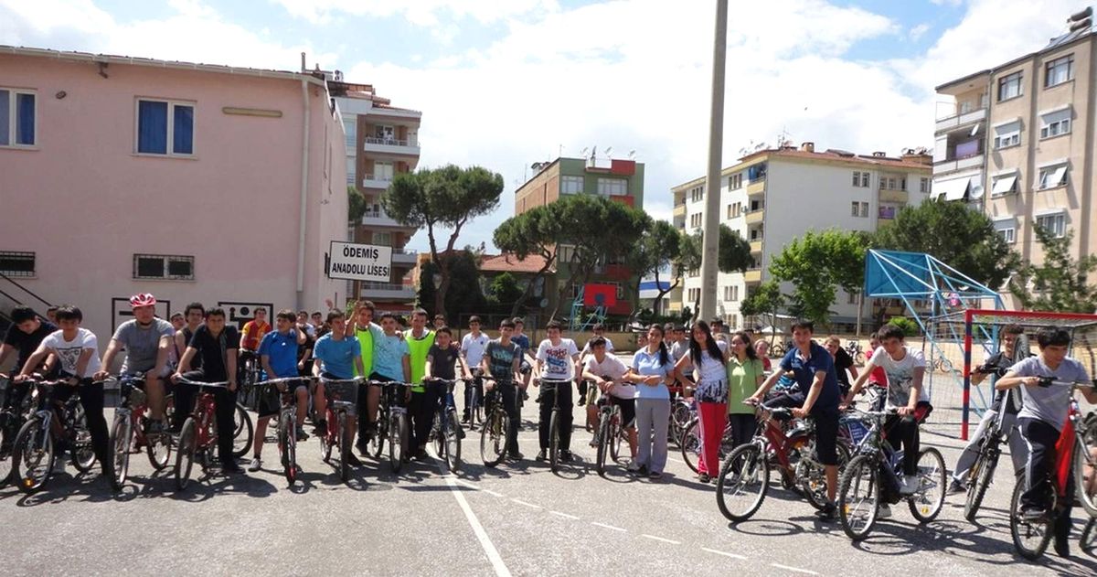 Pedallar 19 Mayıs İçin Döndü