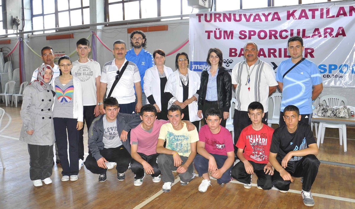 Soma\'da 19 Mayıs Etkinlikleri Masa Tenisi ile Başladı