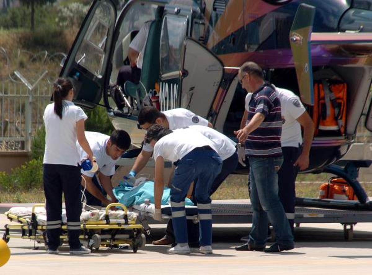 Süt Kazanına Düşen Çocuk Ambulans Helikopterle Hastaneye Kaldırıldı
