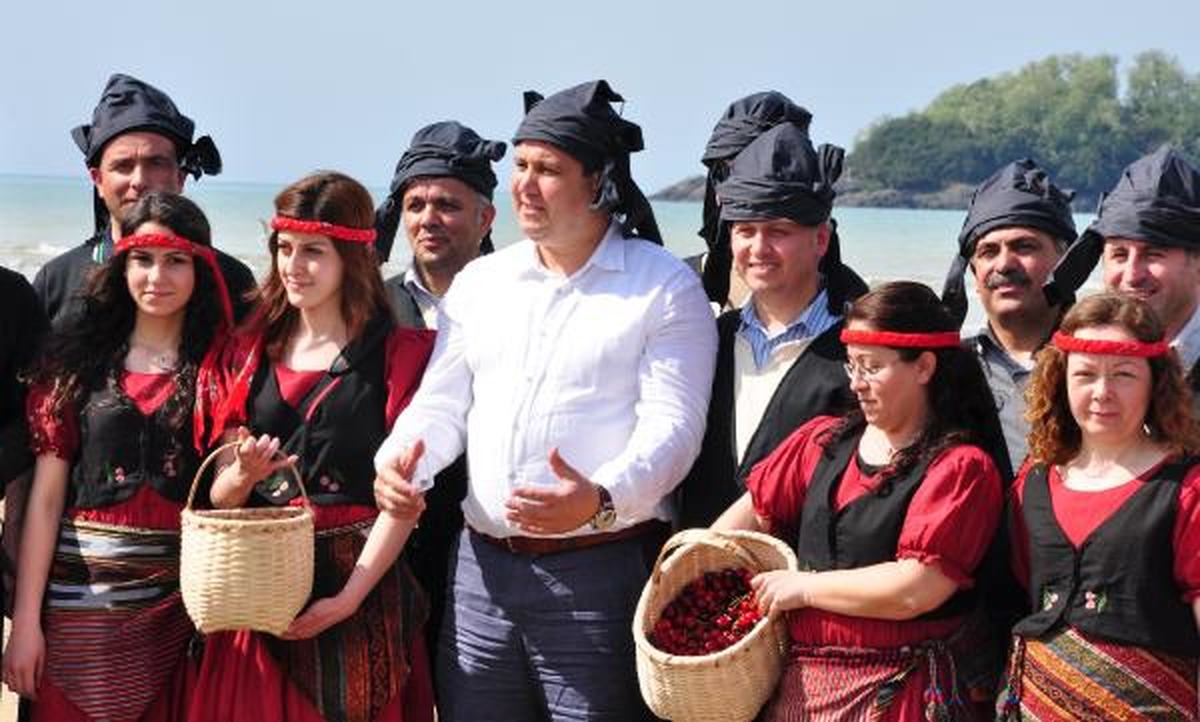 Temsili Herkül, Giresun Adası'nda Altın Post Aradı