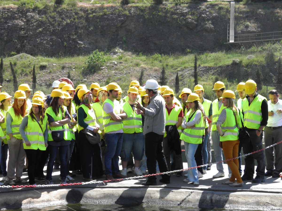 Üniversite Öğrencilerine Uygulamalı Enerji Dersi