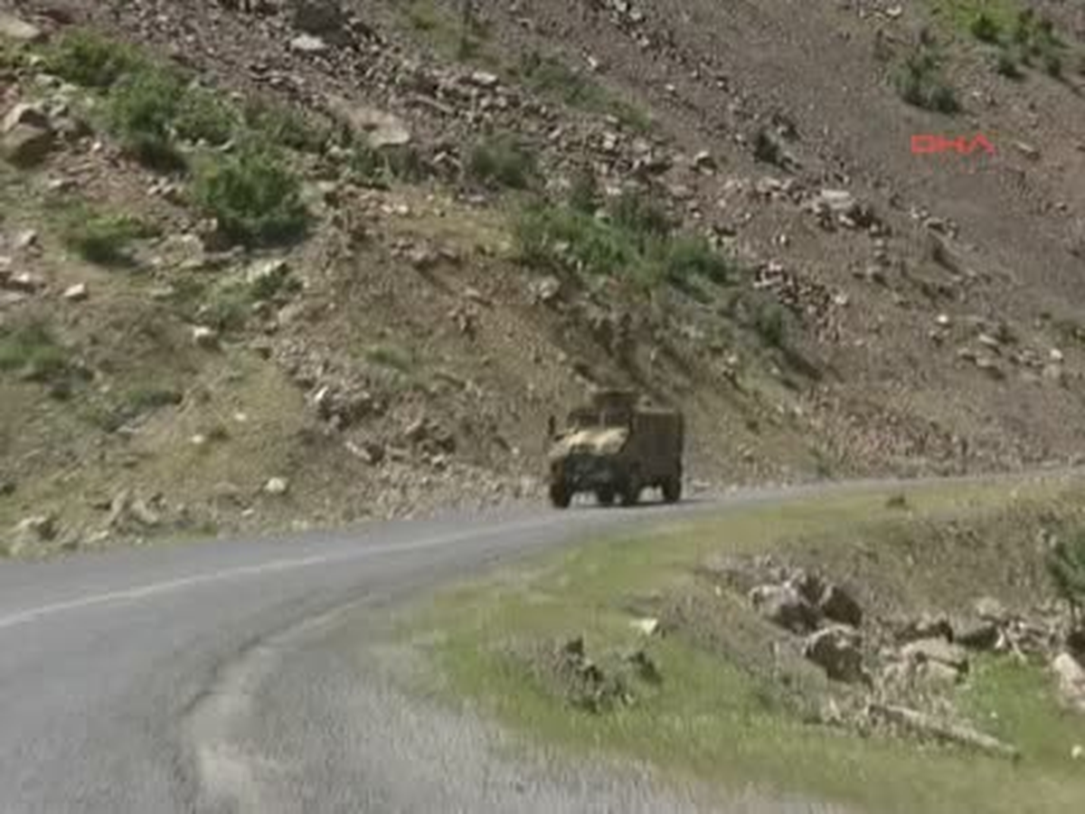 Zırhlı Araç Konvoyuna, Kobralar Eşlik Etti