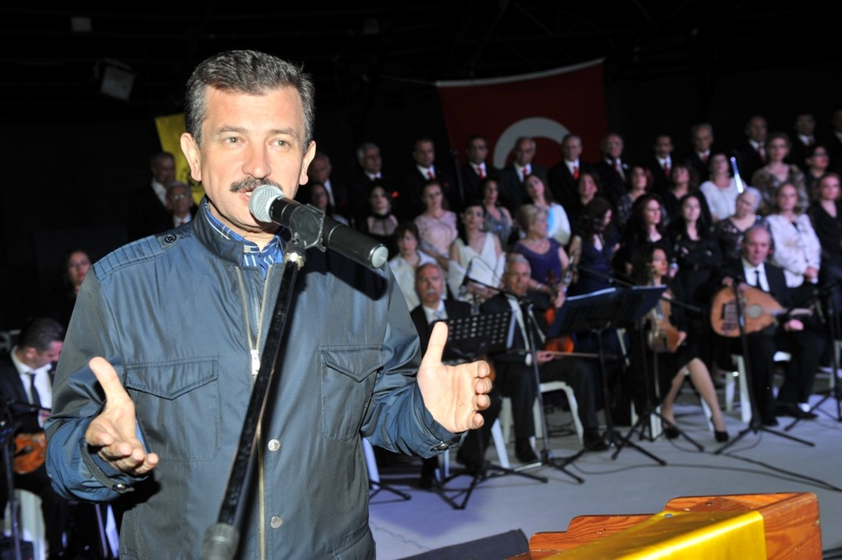 19 Mayıs Kutlamasında Anıta Çelenk Koyacağını Yazan Başkan Tatı'ya Kaymakamlıktan Onay Çıkmadı