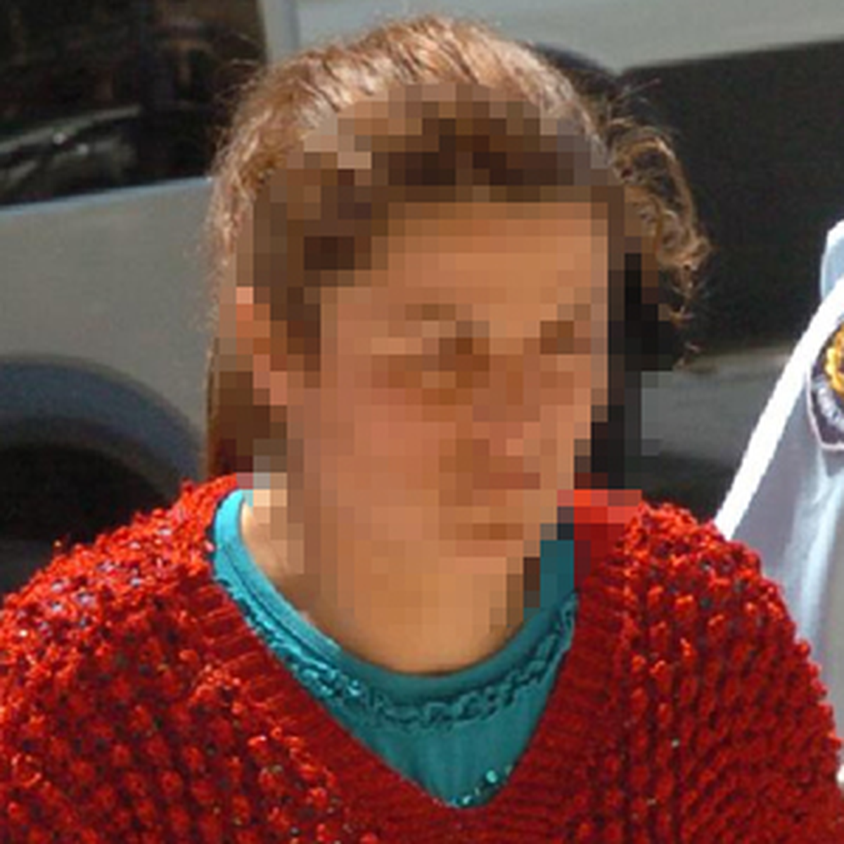 \'Çıplak Fotoğraflarıyla Afiş Yaptırıp..\'