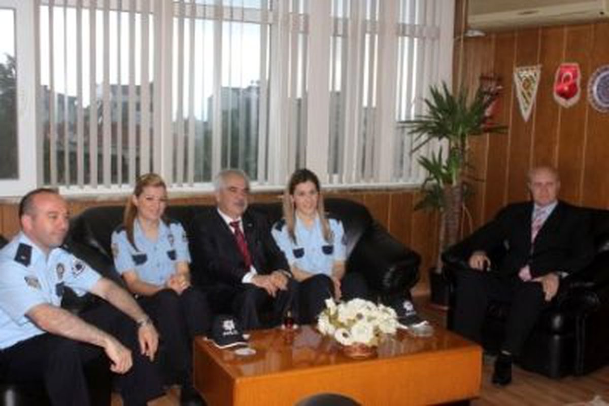 Ahmet Yıldız\'dan Özcan\'a Ziyaret