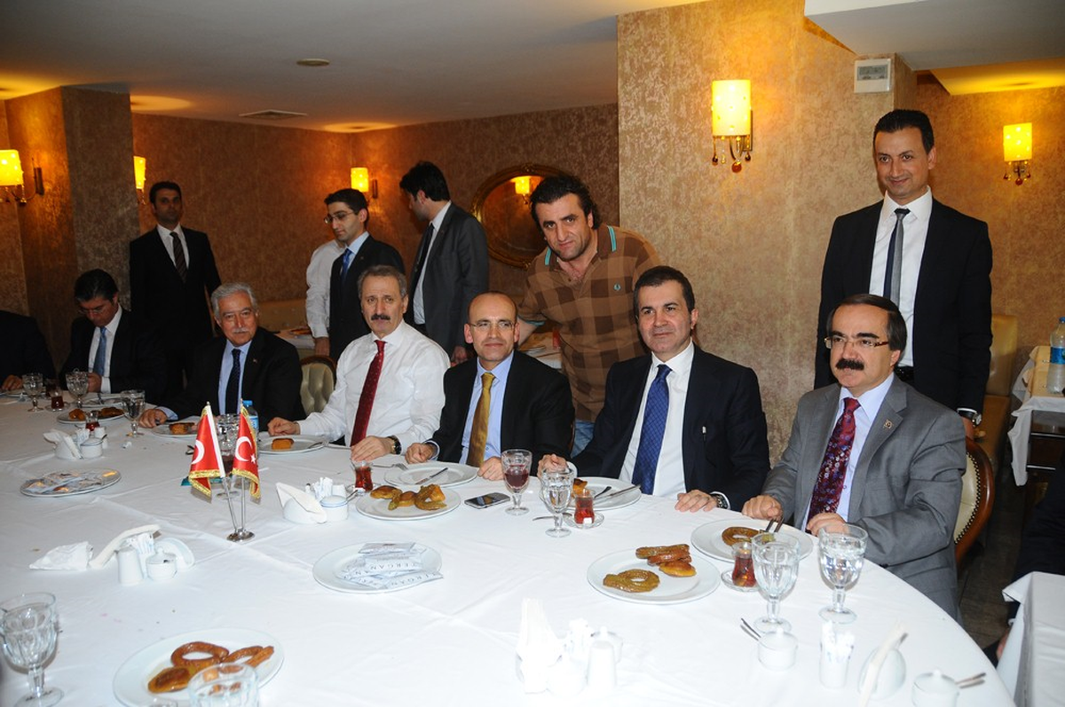 Aldırmaz, Bakan Şimşek ve Ömer Çelik'i Uğurladı