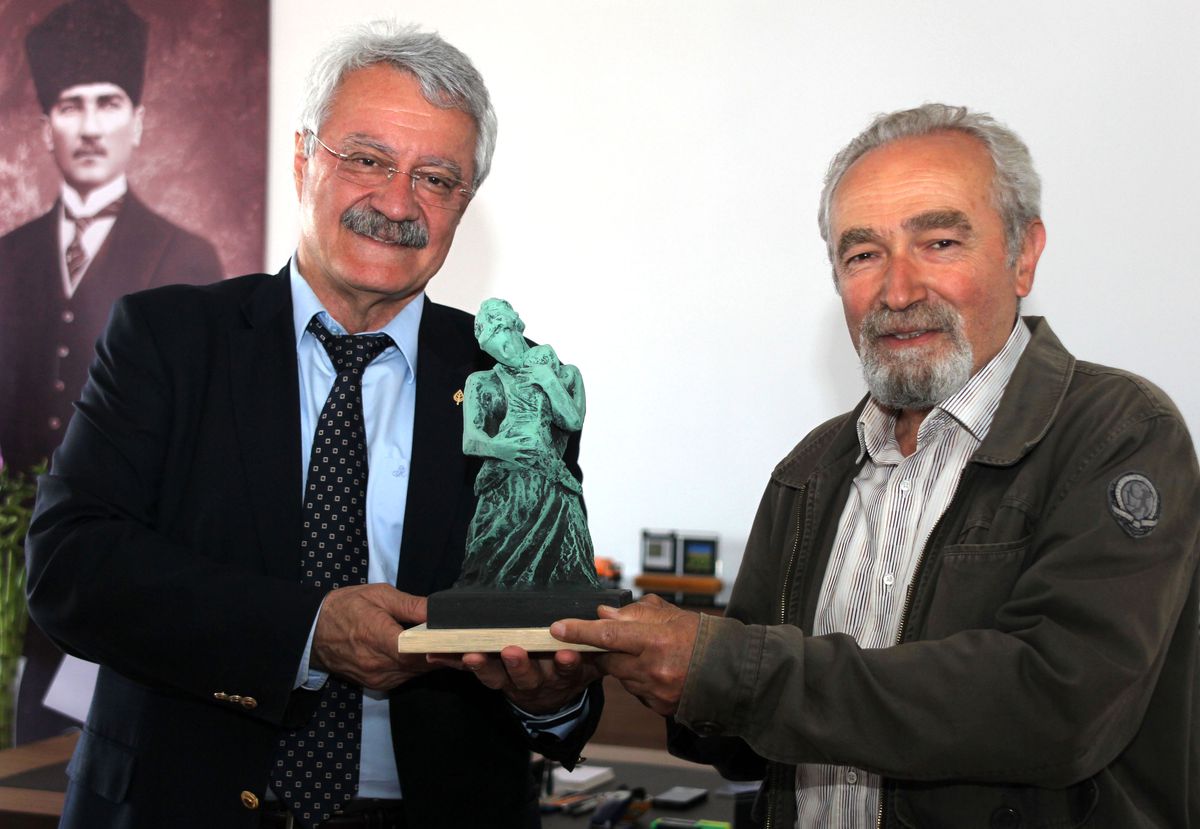 Ankara\'nın Heykel Üstadı Yurdanur\'dan Tanık\'a Ziyaret