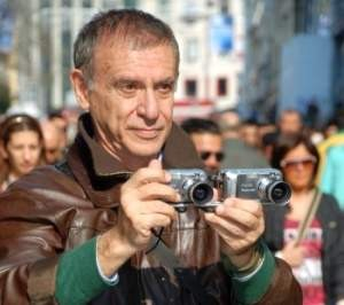 Aü\'nde Üç Boyutlu Fotoğraf Sergisi Açılacak