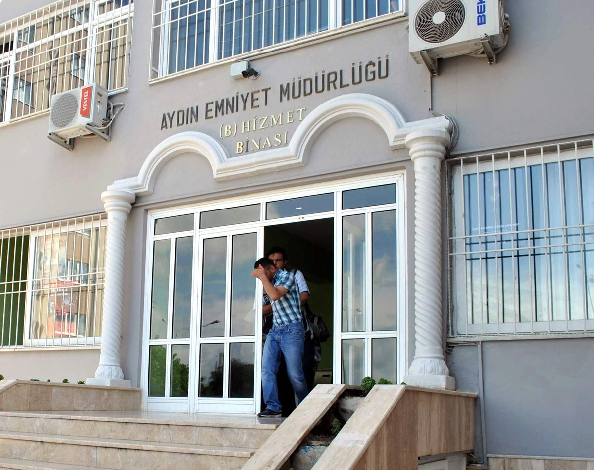 Aydın'da 3 Bin Paket Kaçak Sigara Ele Geçirildi