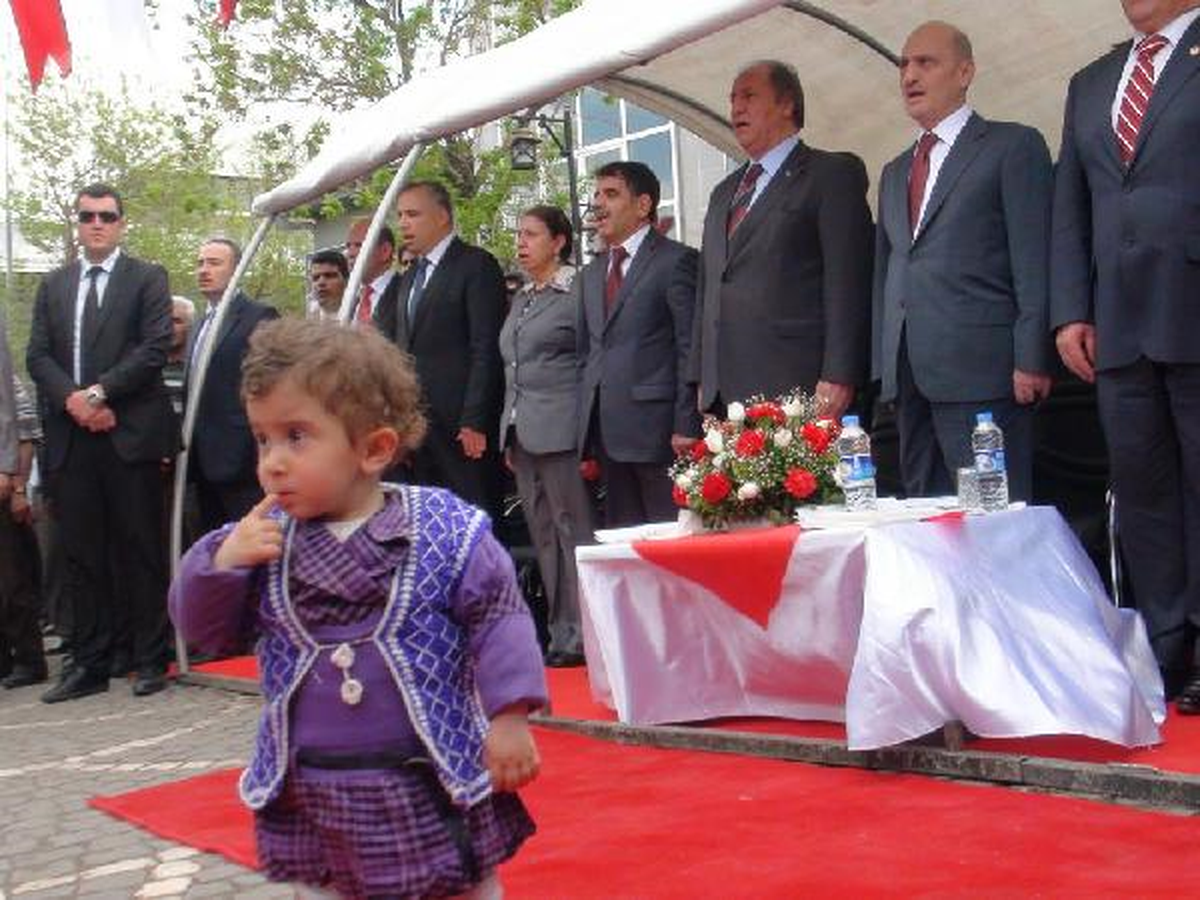 Bakan Bayraktar: Seferberlik Ruhu Başlatacağız (2)
