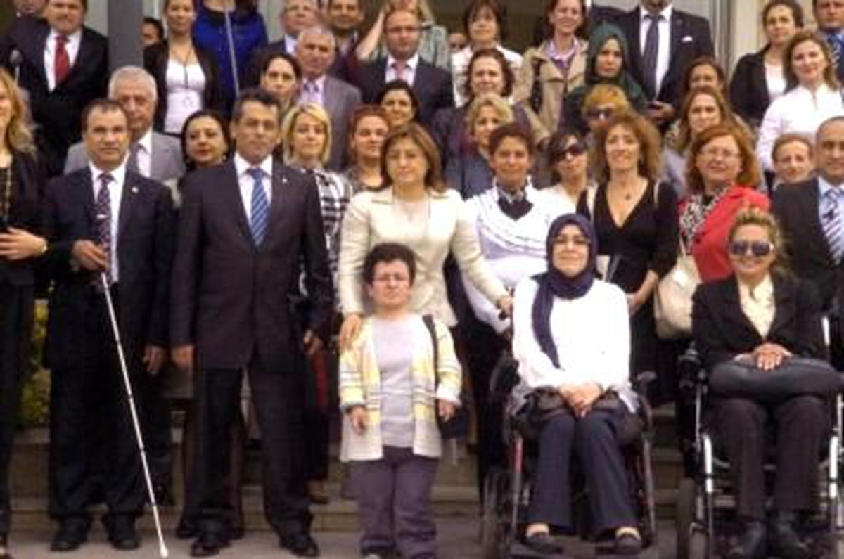 Bakan Şahin, Engelliler Çalıştayı'na Katıldı